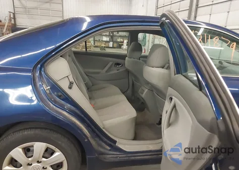 2011 Toyota Camry Le z USA, uszkodzony, nr VIN 4T1BF3EK0BU669122